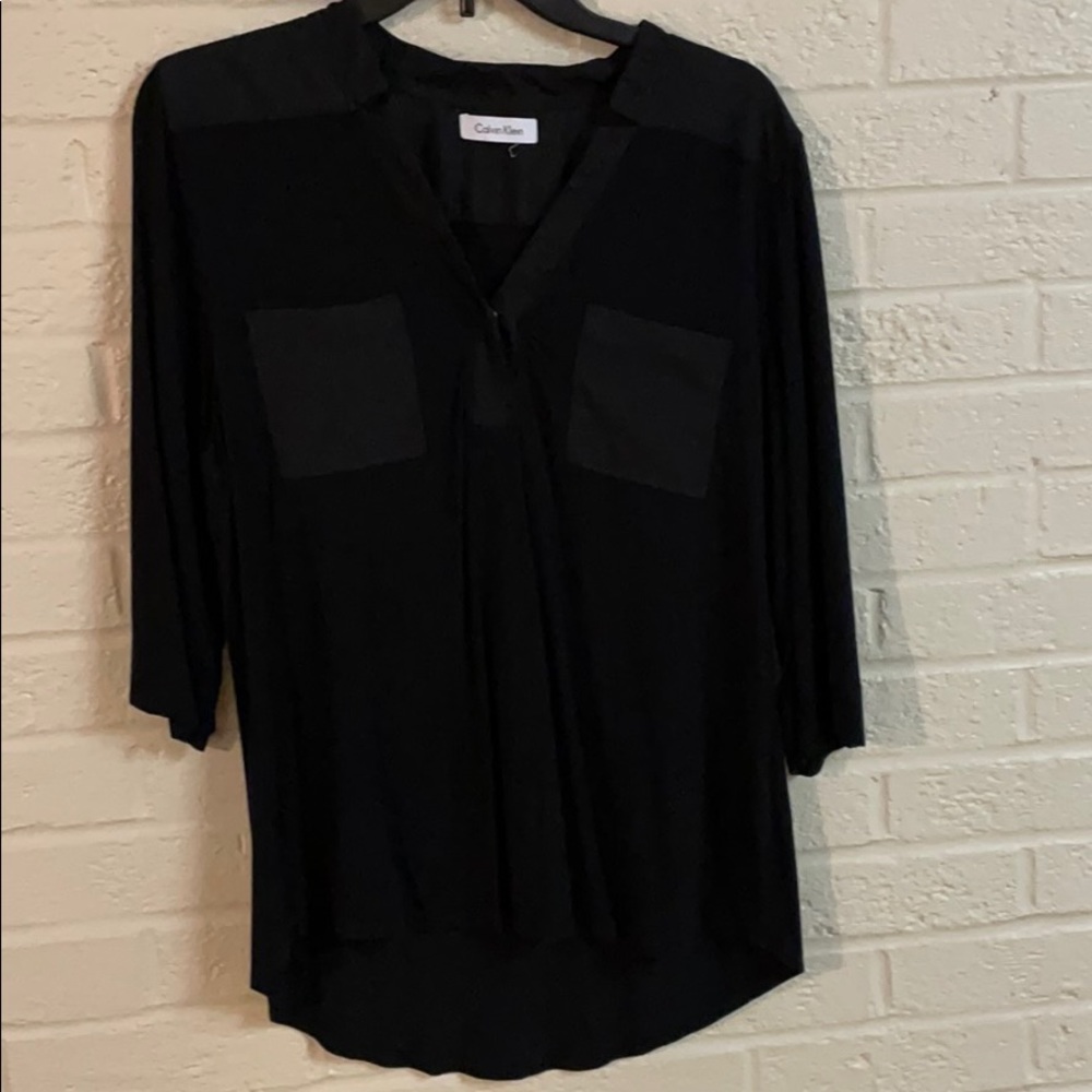 Black 3/4 length shirt